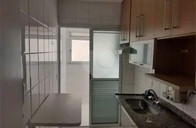 Apartamento com 2 quartos para alugar na Rua Teixeira de Melo, 355, Tatuapé, São Paulo