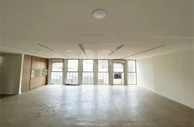 Casa comercial à venda na Rua Luís Coelho, 338, Bela Vista, São Paulo