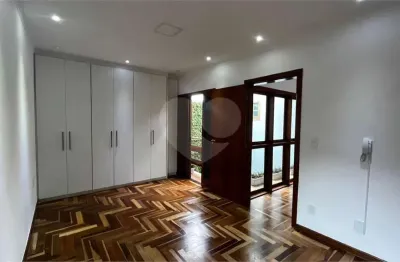 Sala comercial para alugar na Rua Francisco Floriano Rodrigues, 52, Campo Grande, São Paulo