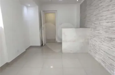 Sala comercial para alugar na Avenida São Luís, 112, República, São Paulo