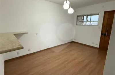 Apartamento com 2 quartos para alugar na Rua dos Campineiros, 838, Mooca, São Paulo