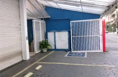 Prédio para alugar na Rua Antônio de Barros, 2311, Vila Carrão, São Paulo