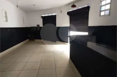 Casa comercial para alugar na Rua Coronel Carlos Oliva, 144, Tatuapé, São Paulo