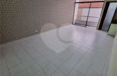 Sala comercial para alugar na Rua Monte Serrat, 1341, Tatuapé, São Paulo
