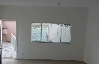 Casa com 3 quartos para alugar na Avenida Marcondes de Brito, 457, Vila Matilde, São Paulo