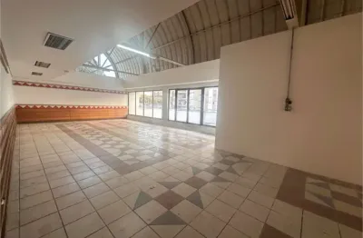 Salão comercial 357 m², 5 banheiros, 8 vagas, locação, mooca