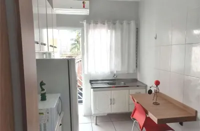 Kitnet / Stúdio para alugar na Rua Iguatinga, 186, Santo Amaro, São Paulo