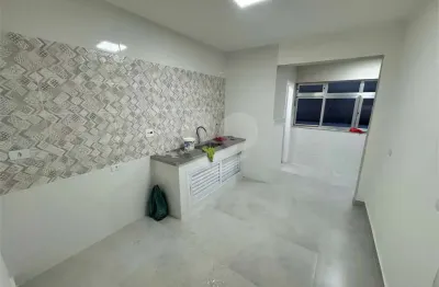 Apartamento com 2 quartos para alugar na Avenida Álvaro Ramos, 2496, Quarta Parada, São Paulo