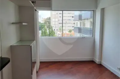 Apartamento com 3 quartos para alugar na Rua Baluarte, 686, Vila Olímpia, São Paulo