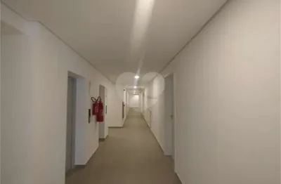 Kitnet / Stúdio para alugar em Pinheiros, São Paulo 