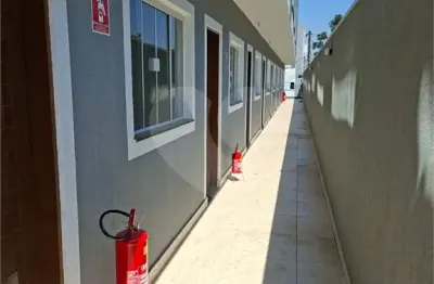 Casa em condomínio fechado com 2 quartos para alugar em Itaquera, São Paulo 