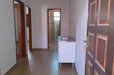 Casa 3 cômodos+área serviço coberta. próxima metrô v belezas e shopping morumbi town!