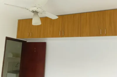 Casa térrea 2 cômodos amplos sala conjugada cozinha. vila andrade!