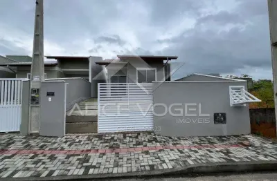 Casa com 2 quartos à venda na Rua Victor Harbs, Estrada das Areias, Indaial