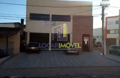 Sala comercial para alugar em jurema de 32.00m² com 1 garagem