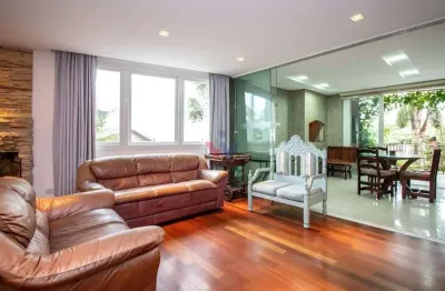 Casa para venda em portão de 511.00m² com 4 quartos, 4 suites e 8 garagens
