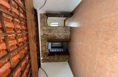 Sobrado para venda em centro de 200.00m² com 4 quartos e 2 garagens