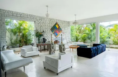 Casa para venda em laranjeiras de 711.00m² com 6 quartos, 4 suites e 1 garagem
