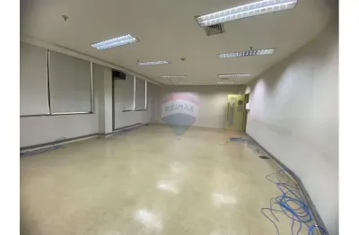 Sala comercial para alugar em barra da tijuca de 320.00m² com 17 garagens