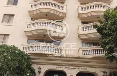 Apartamento para alugar em centro de 183.00m² com 3 quartos, 1 suite e 1 garagem