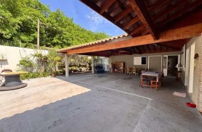 Casa para venda em residencial flórida de 202.00m² com 3 quartos, 3 suites e 7 garagens