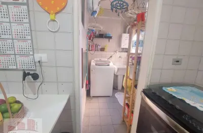 Apartamento para venda em centro de 62.00m² com 3 quartos e 1 garagem