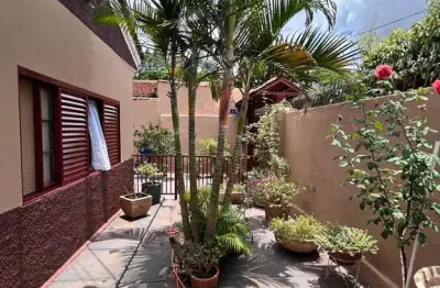 Casa para venda em república de 154.00m² com 2 quartos e 6 garagens