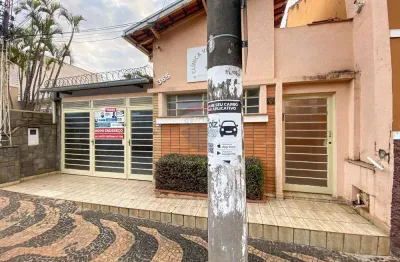 Casa para venda em centro de 234.00m² com 2 quartos e 1 garagem