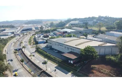 Galpão / depósito / armazém para alugar em centro industrial de arujá de 4445.00m² com 20 garagens
