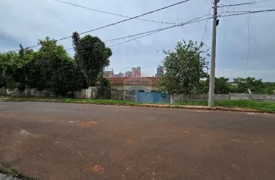 Terreno à venda no Recanto Azul, Botucatu 