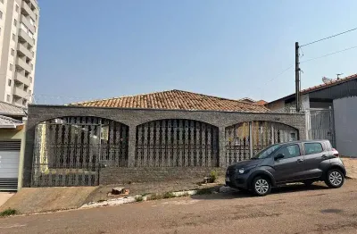 Casa para venda em jardim primavera de 302.00m² com 3 quartos, 1 suite e 4 garagens