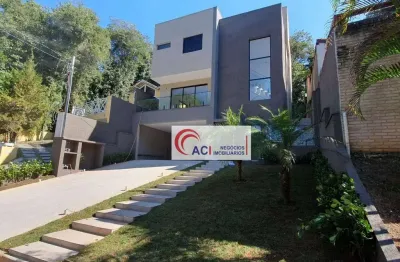 Casa de condomínio para venda em granja viana de 230.00m² com 3 quartos, 3 suites e 4 garagens