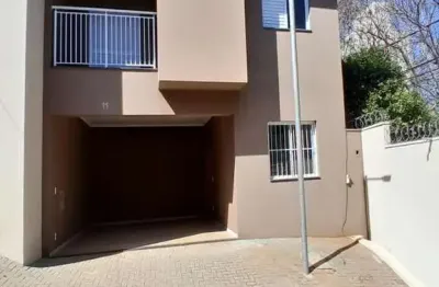 Sobrado para alugar em jardim nova santa paula de 145.00m² com 3 quartos, 3 suites e 2 garagens