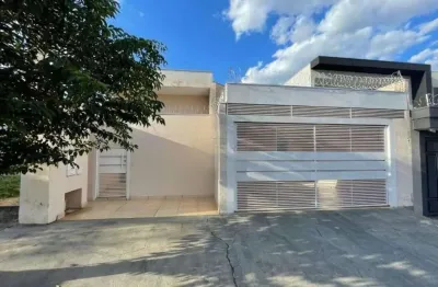 Casa para alugar em jardim altos do palmital de 250.00m² com 3 quartos, 1 suite e 2 garagens