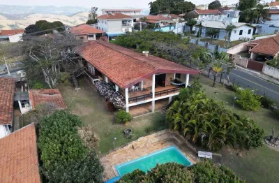 Casa para venda em águas de lindóia de 478.56m² com 4 quartos, 2 suites e 7 garagens