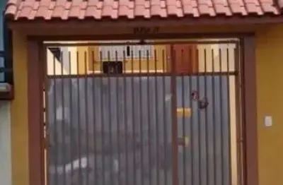 Sobrado para venda em parque santa rita de 85.00m² com 2 quartos, 2 suites e 2 garagens