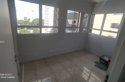Sala comercial para alugar em centro de 30.00m² com 1 garagem