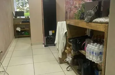 Galpão / depósito / armazém para venda em centro de 29.74m²