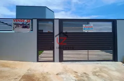 Casa para venda em jardim itália de 103.00m² com 3 quartos, 1 suite e 2 garagens