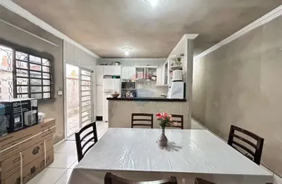 Casa para venda em morada do sol de 133.43m² com 2 quartos e 2 garagens