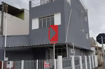 Sobrado para alugar em vila hortência de 200.00m² com 3 quartos e 2 garagens