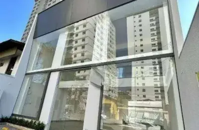 Imóvel comercial para alugar em jardim de 216.00m² com 3 garagens