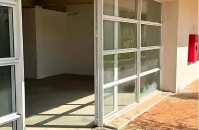 Imóvel comercial para alugar em cidade industrial de 137.00m² com 9 garagens