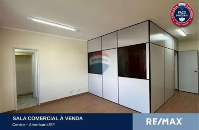 Sala comercial para venda em centro de 60.00m² com 1 garagem