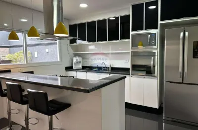 Casa de condomínio para alugar em residencial real park de 260.00m² com 4 quartos e 2 suites