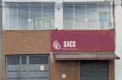 Sobrado para venda em distrito industrial de 300.00m² com 4 quartos e 1 garagem