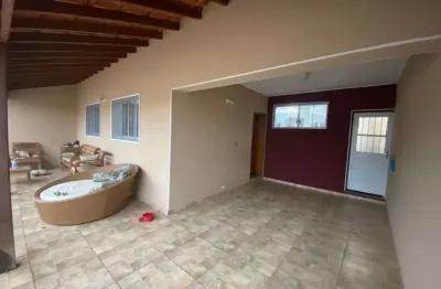 Casa para venda em centro de 215.00m² com 3 quartos, 1 suite e 1 garagem