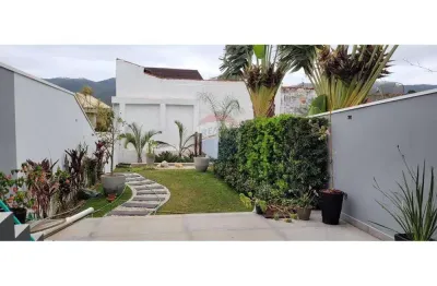 Sobrado para venda em vila suissa de 250.00m² com 3 quartos e 1 suite