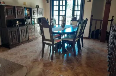 Casa para venda em cidade nova de 233.00m² com 3 quartos, 1 suite e 2 garagens
