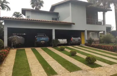 Casa de condomínio para venda em jardim belvedere de 300.00m² com 4 quartos, 3 suites e 8 garagens